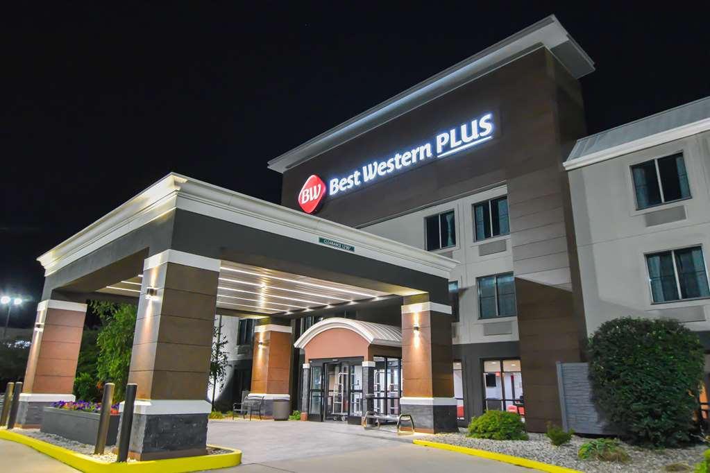 Best Western Plus Lafayette Hotel University Area Extérieur photo