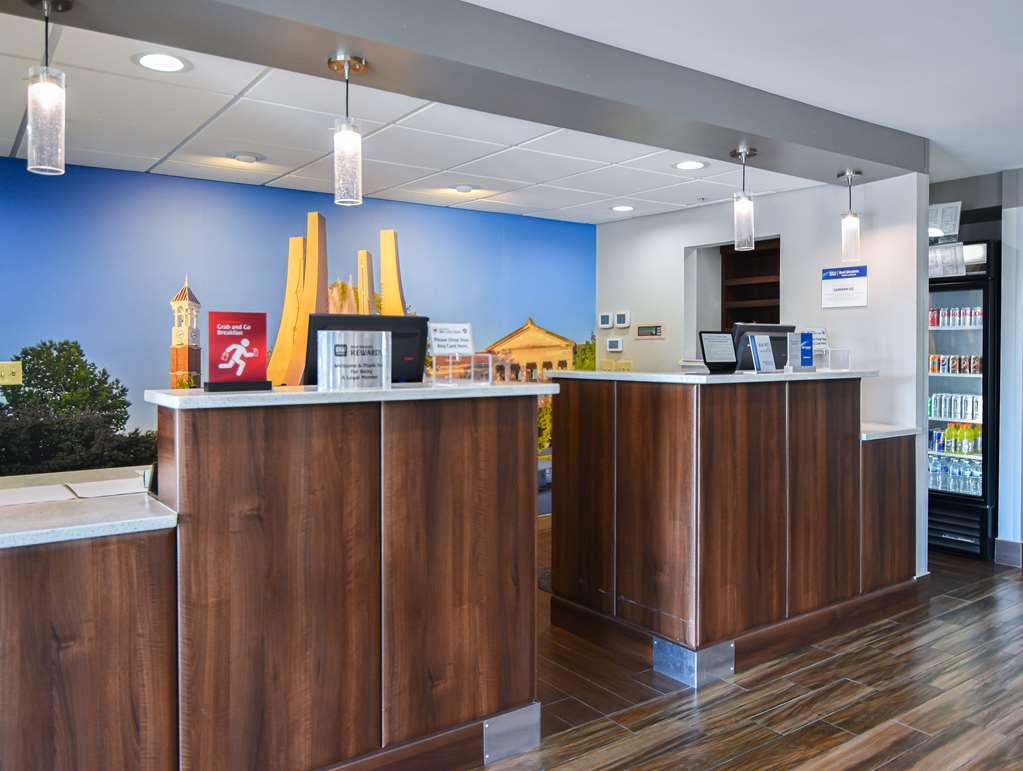 Best Western Plus Lafayette Hotel University Area Intérieur photo