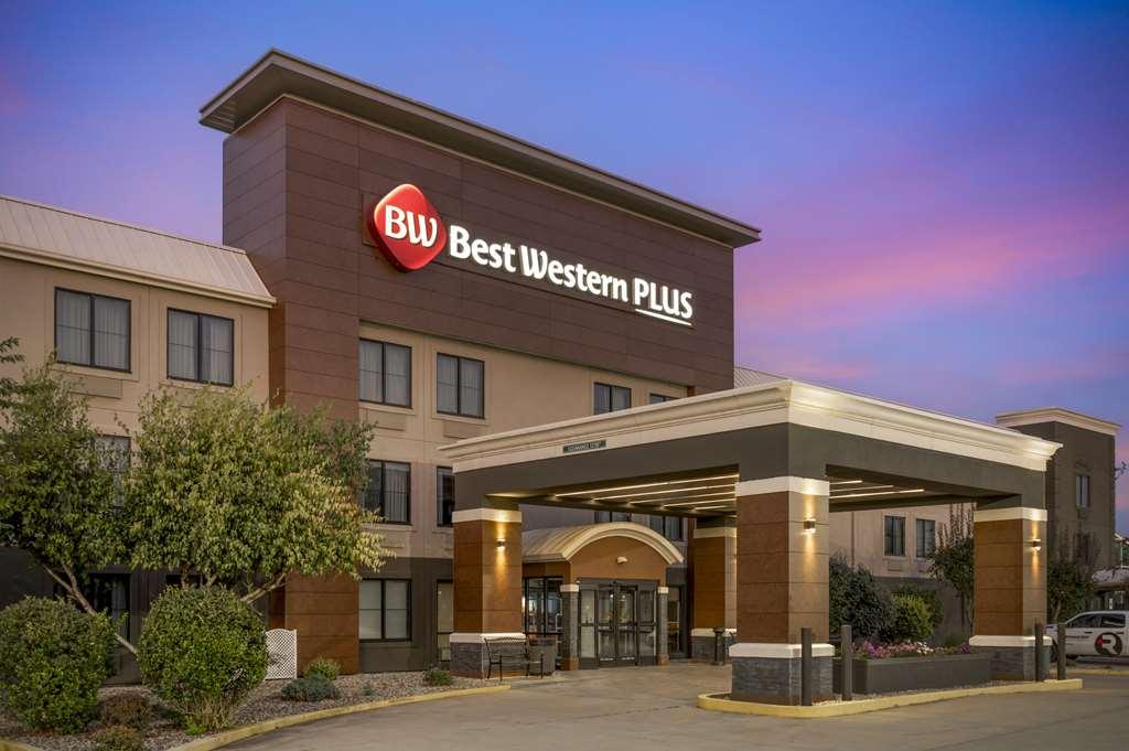 Best Western Plus Lafayette Hotel University Area Extérieur photo